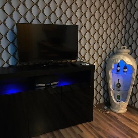 比托姆Dubai Marina De Lux公寓 外观 照片